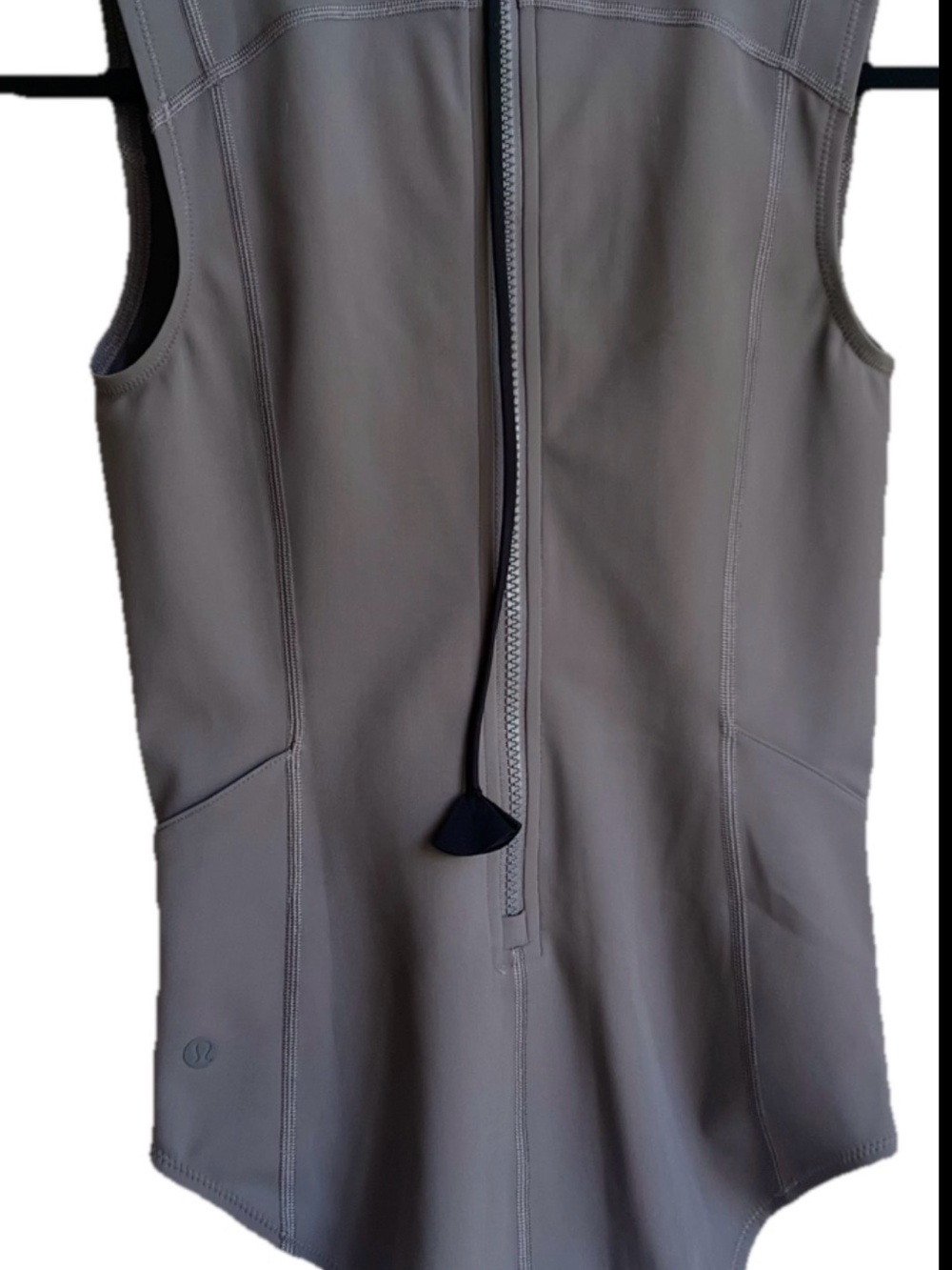 Lululemon NWT $128 Gray Zip Back Paddle Board Swimsuit Medium Bum Coverage SZ 4 - Picture 6 of 16